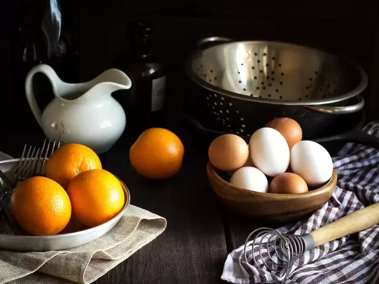 œufs et oranges pour le régime aux œufs