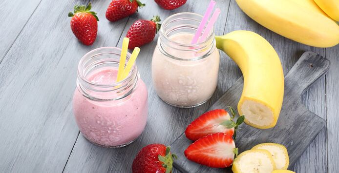 Le smoothie à la fraise et à la banane peut vous aider à mincir